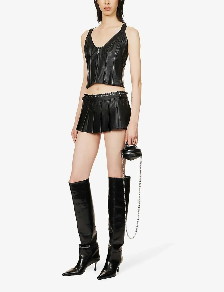 MIAOU Renn Low Rise Vegan Leather Pleated Eyelet Grunge Mini Skirt - Imagen 3