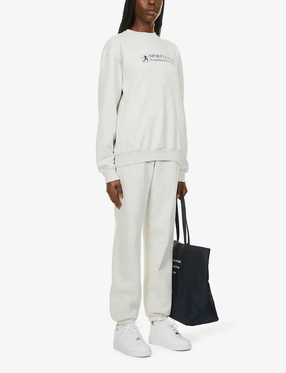 SPORTY & RICH Good Health Heather Grey Joggers - Imagen 4