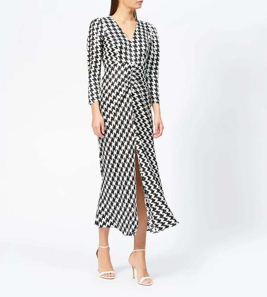 Rixo London Ziggy Houndstooth White Black Print V-Neck Satin Slit Leg Midi Dress - Imagen 3