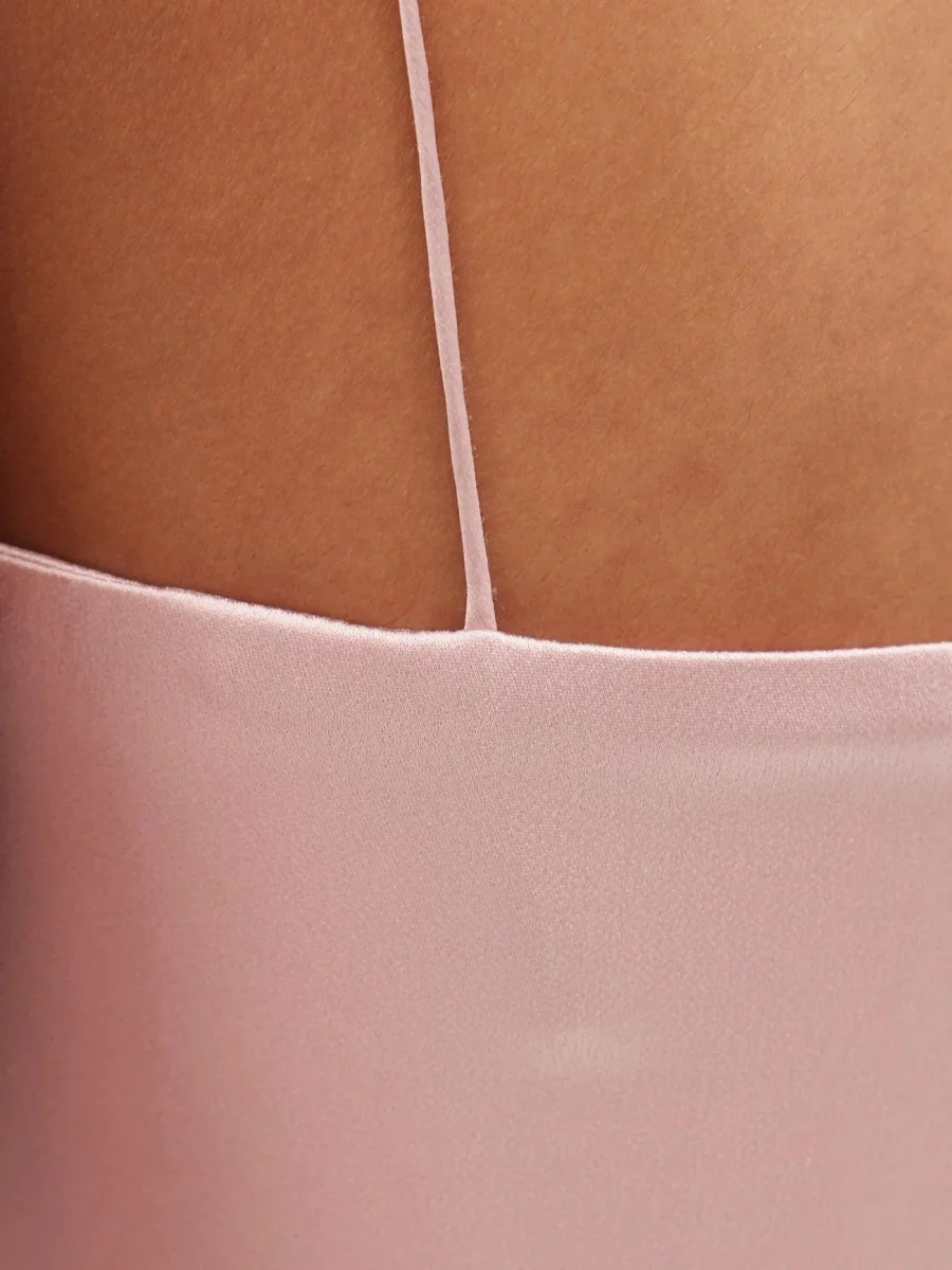 16ARLINGTON Pink Corseted Crossover Strap Satin Mini Dress - Imagen 7