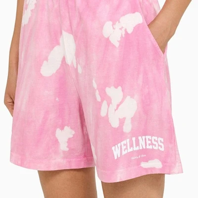 SPORTY & RICH Wellness Pink Tie Dye Cotton Jersey Shorts - Imagen 3