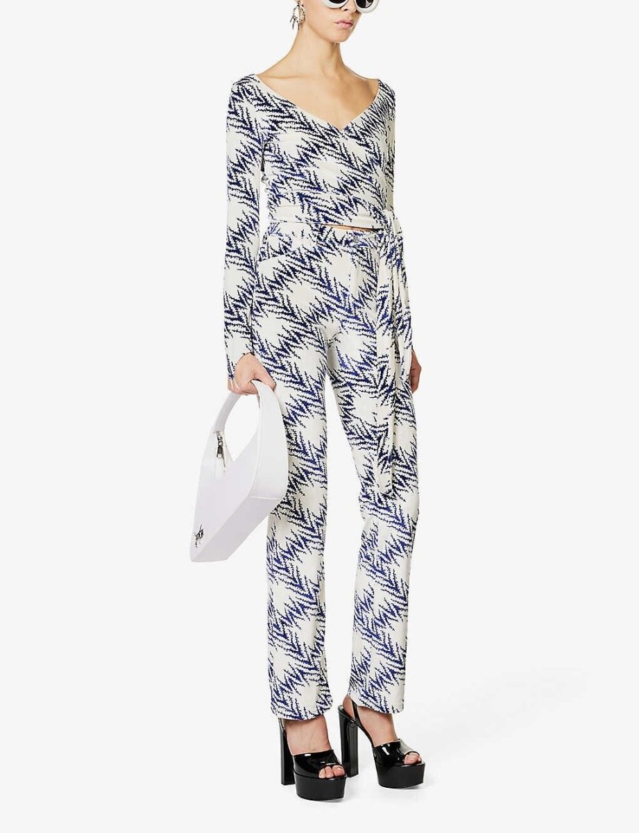 MAISIE WILEN Dramady Blue White Abstract Print Velour Wrap Top - Imagen 4