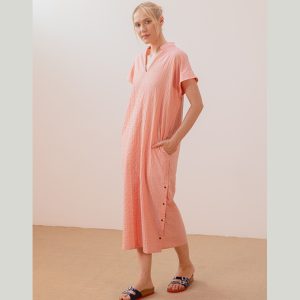Vestido midi rosa holgado