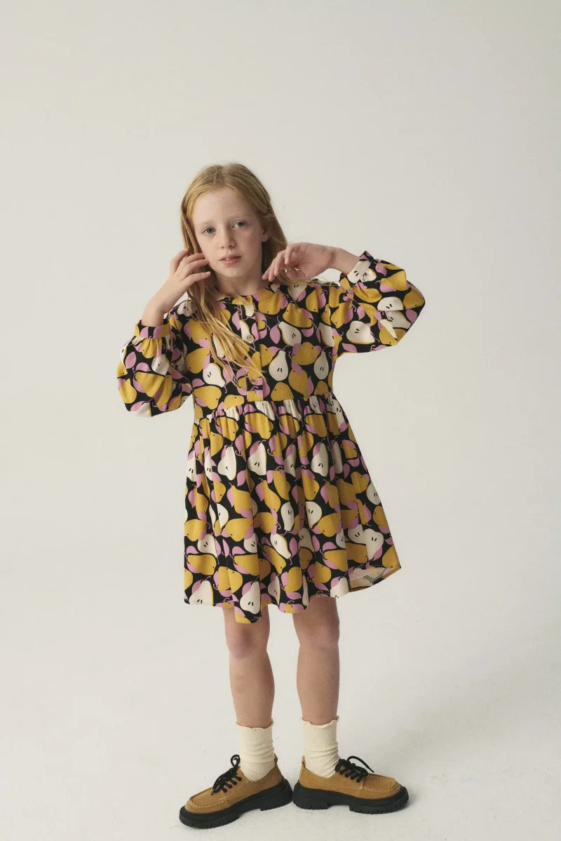 Vestido corto camisero de niña con estampado de peras - Imagen 8