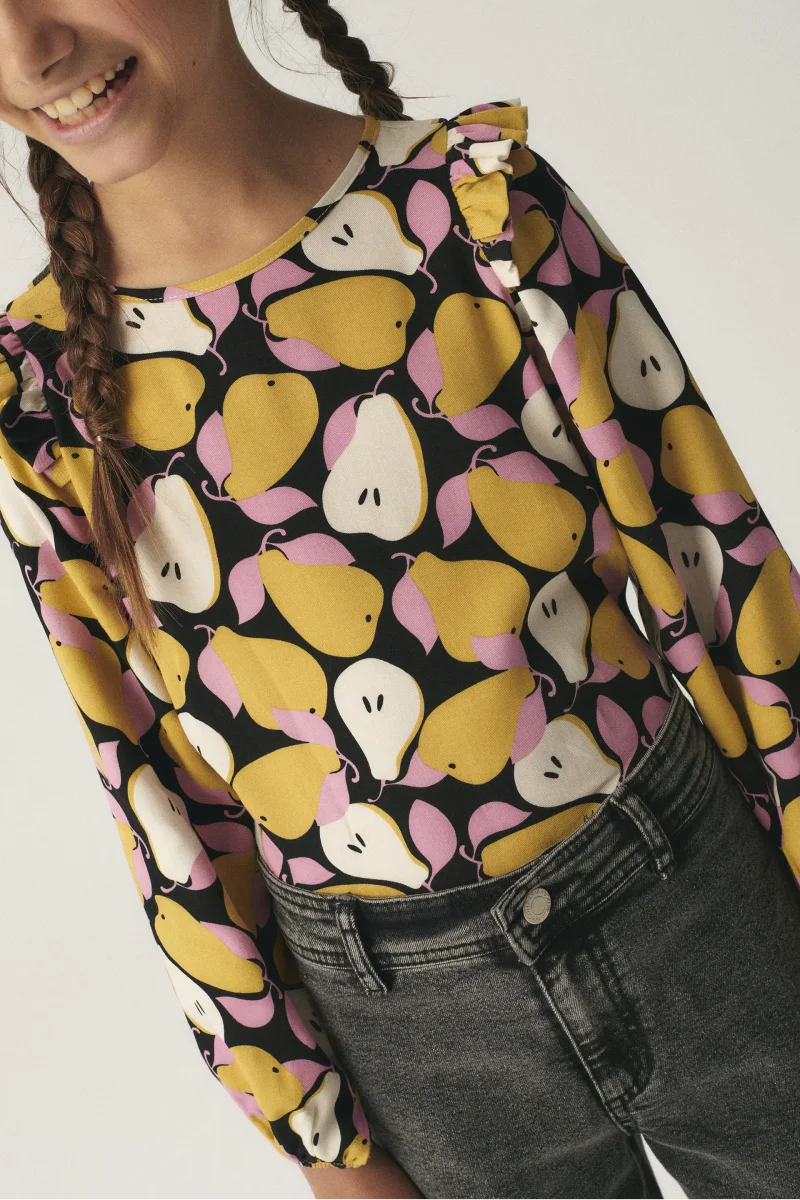 Top de niña con volantes y estampado de peras - Imagen 4