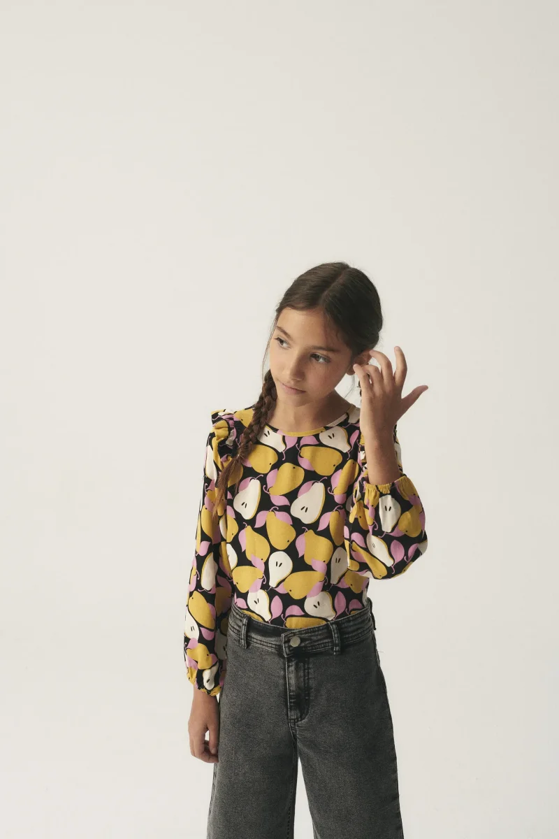 Top de niña con volantes y estampado de peras - Imagen 5