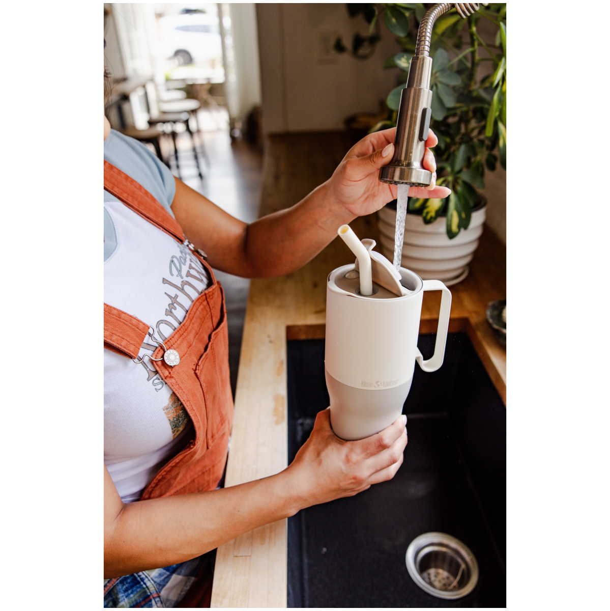Tumbler Rise 1064 ML con Tapa y Bombilla - Imagen 8