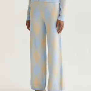 Pantalón punto con estampado rombos azul