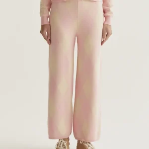 Pantalón punto con estampado rombos rosa