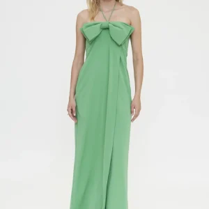 Vestido largo verde con detalle lazado