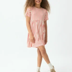Vestido corto de niña con estampado de rayas rojas