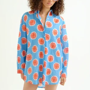 Camisa playera con estampado Red bloom flowers