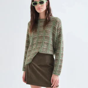 Jersey punto verde con detalles bordados