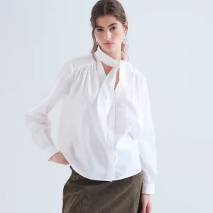 Camisa con lazada estructurada 100% algodón blanco