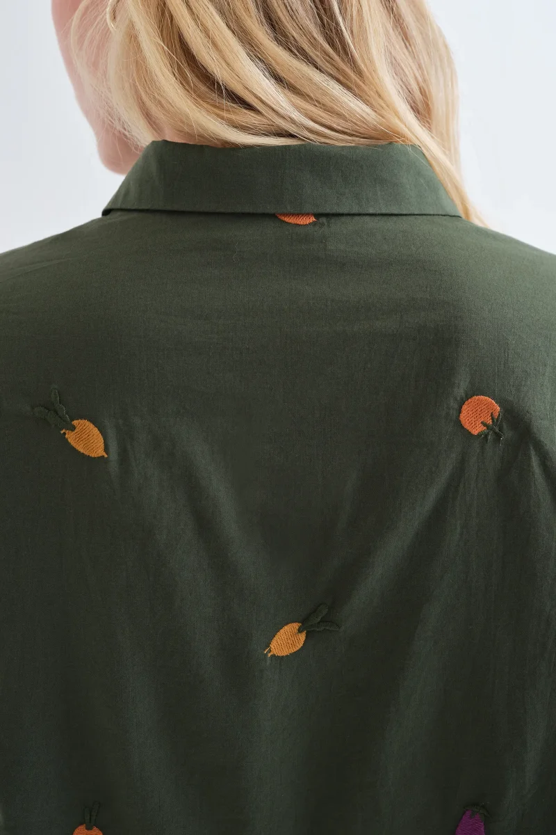 Camisa 100% algodón con bordados de vegetales - Imagen 4