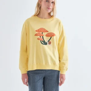 Camiseta 100% algodón amarillo con estampado de Setas