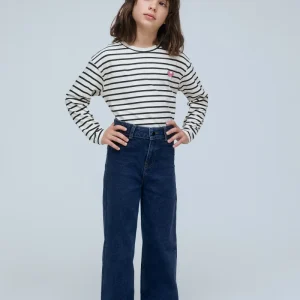Pantalón vaquero de niña azul marino con bolsillos de corazón