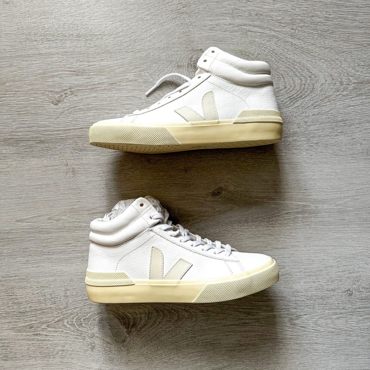 VEJA Minotaur White Leather High Top Trainers - Imagen 3