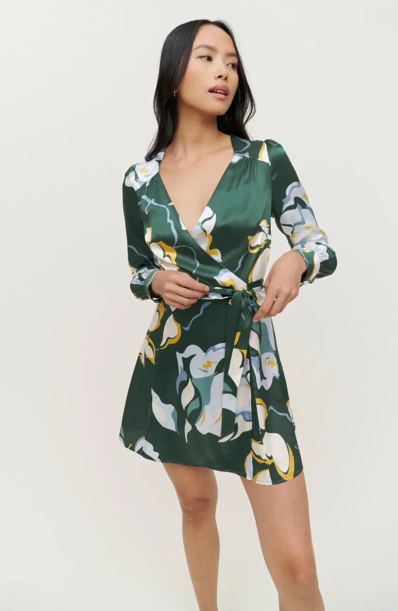 Reformation Floral Green Chrisley Silk Wrap Dress - Imagen 5