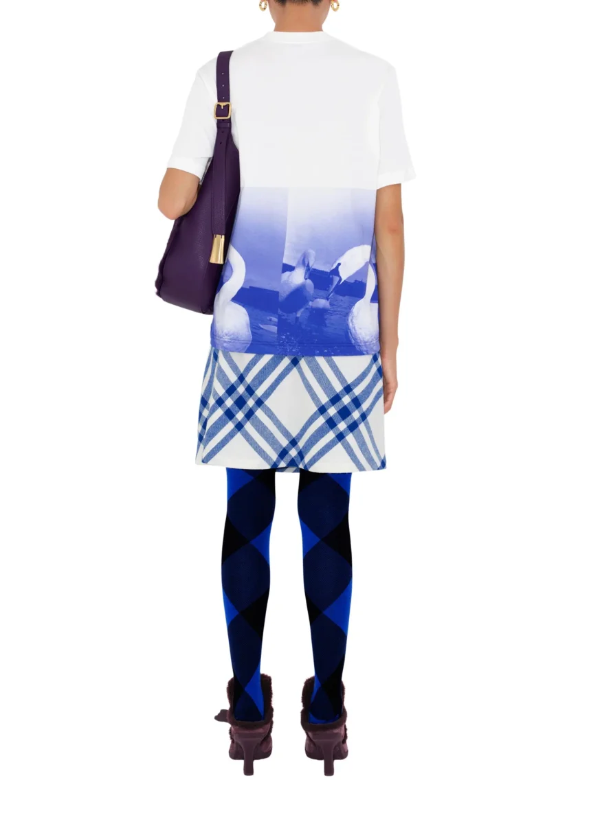 Burberry Swan Spell Out White T Shirt - Imagen 4