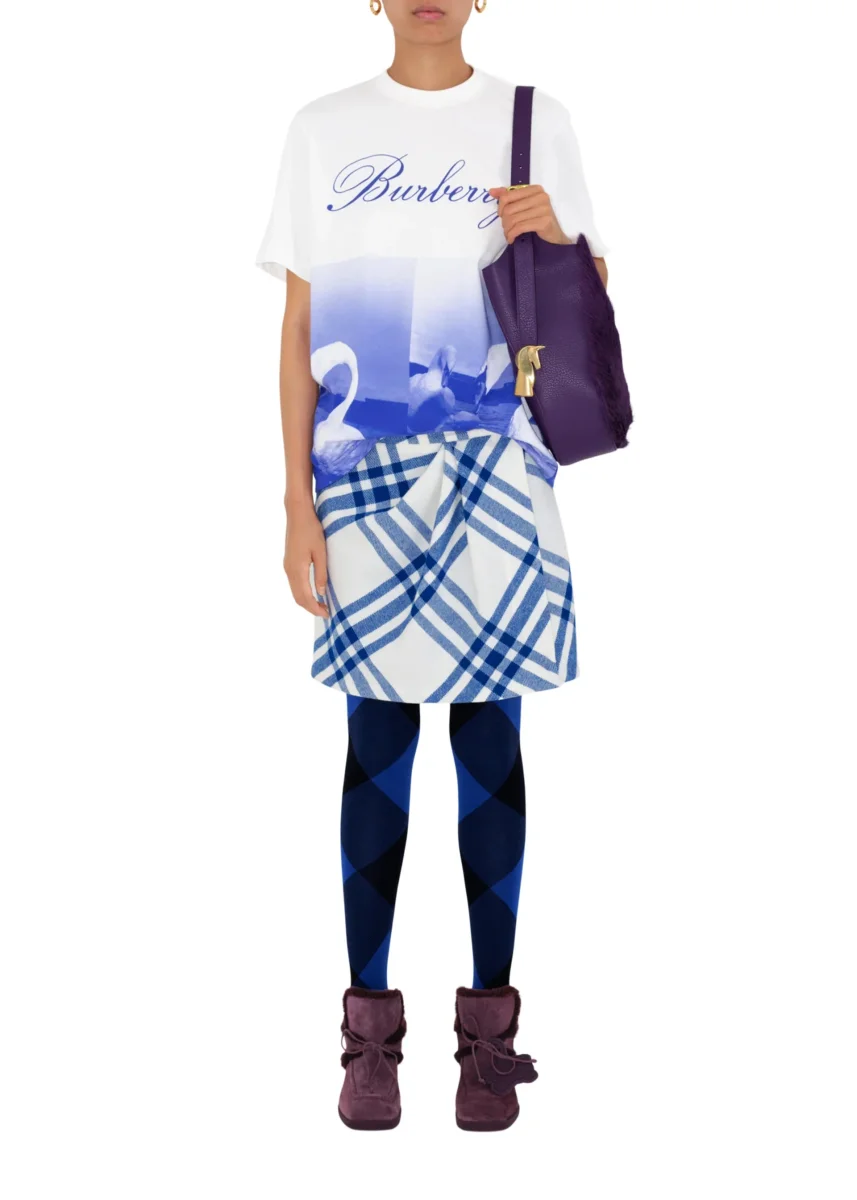 Burberry Swan Spell Out White T Shirt - Imagen 5