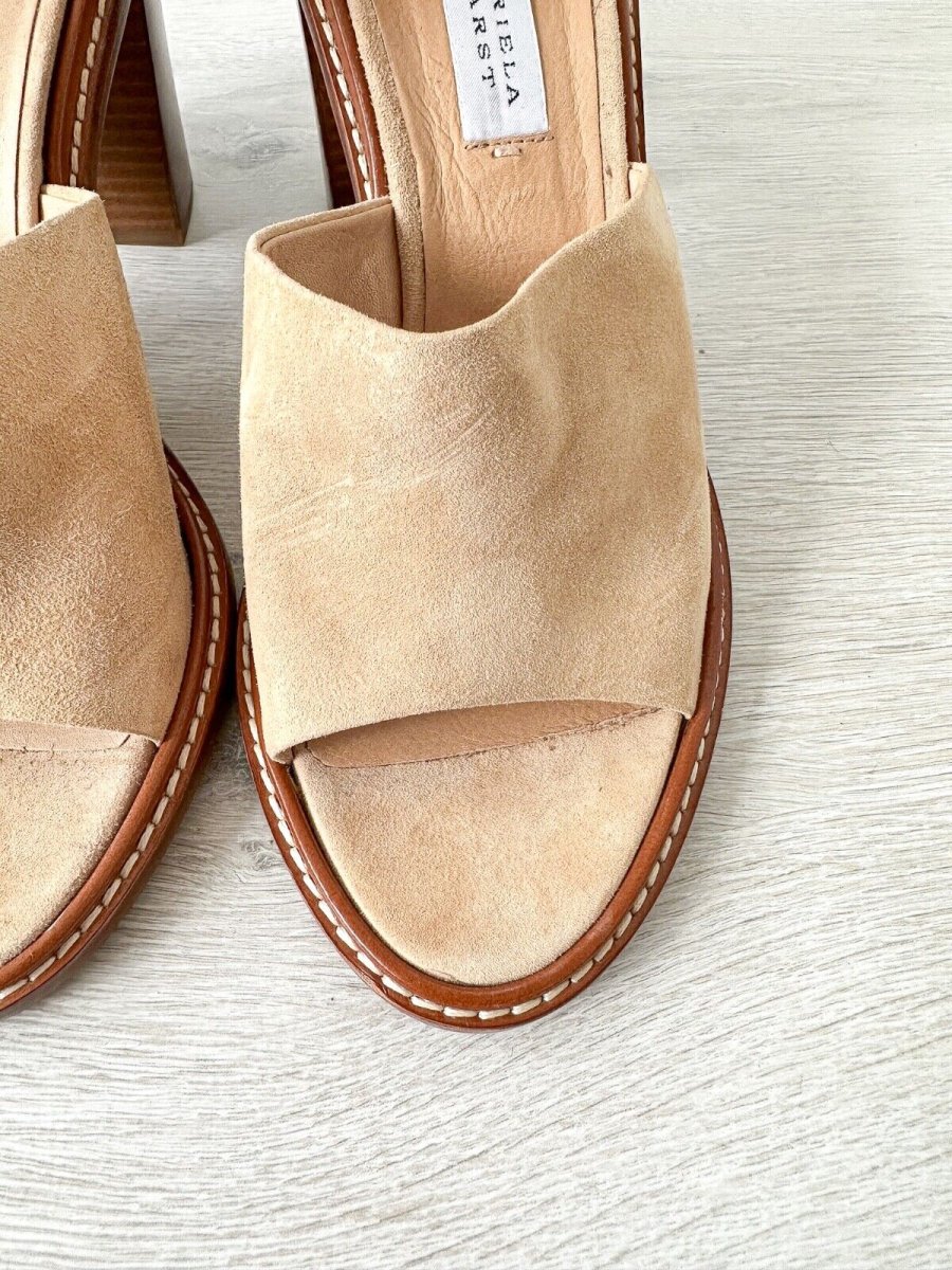 Gabriela Hearst Beau Suede Wooden Block High Heel Sandals - Imagen 6