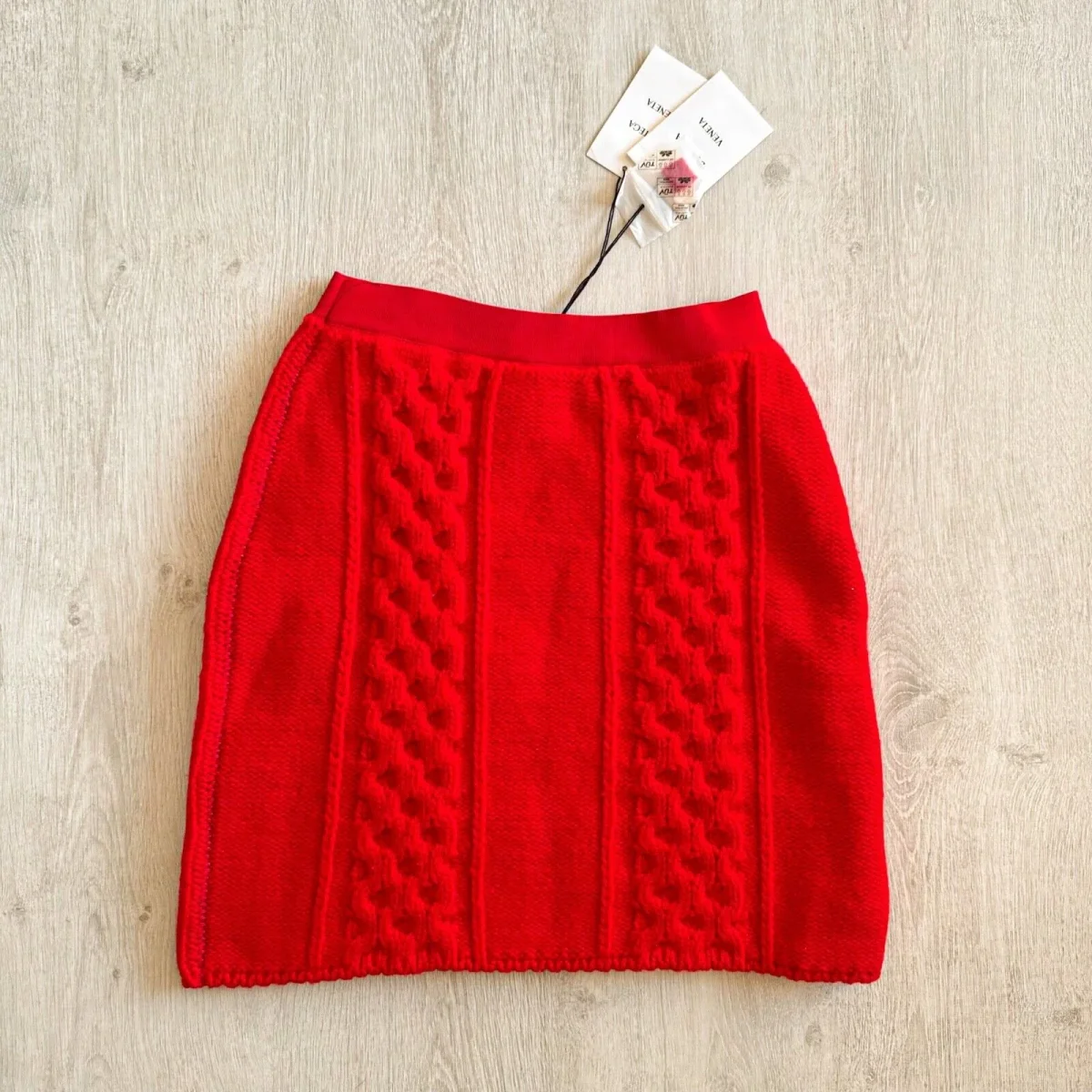 Bottega Veneta Red Cable Knit Shetland Wool Tweed Mini Skirt - Imagen 5