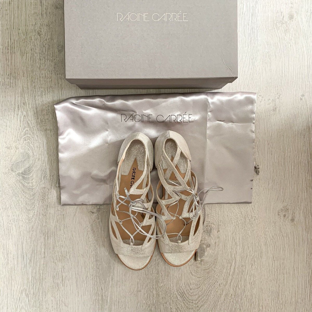 RACINE CARRÉE Silver Cut Out Lace Strappy Sandals Flats - Imagen 8