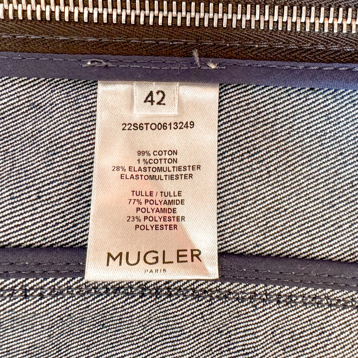 MUGLER Denim Cut-Out Detail Square Neck Corset Top - Imagen 8