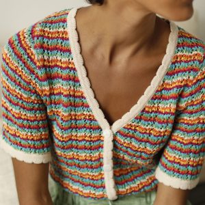 Chaquetita calada colores
