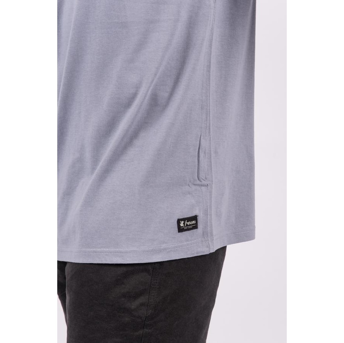 Polera Básica Mc Hombre Celeste - Imagen 4