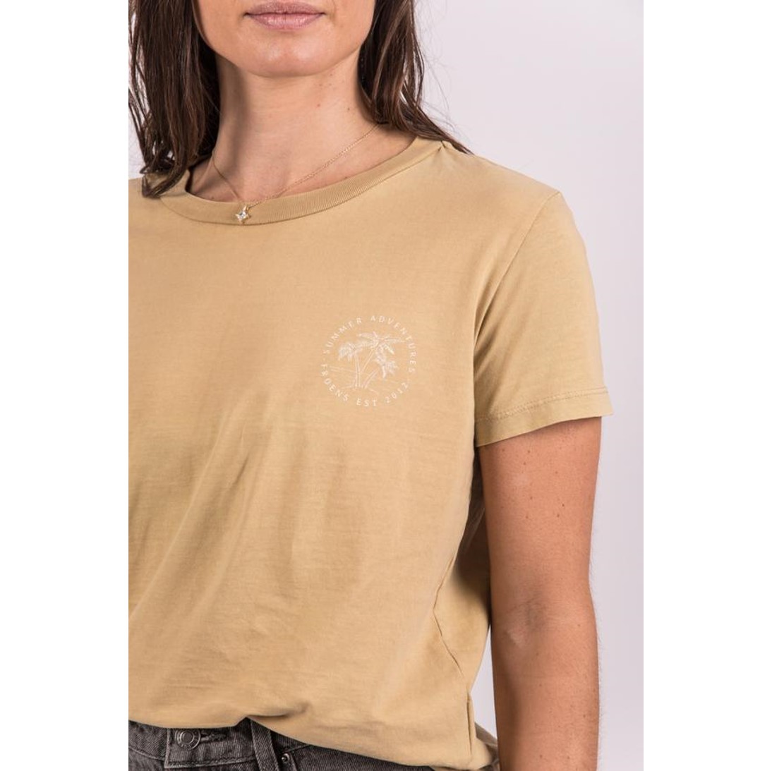 Polera Round Mujer Café - Imagen 3