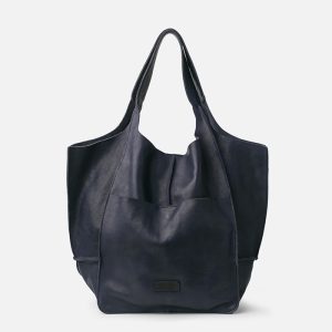 Bolso saca de piel negro