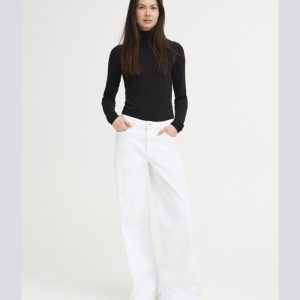 Vaquero blanco de pierna ancha