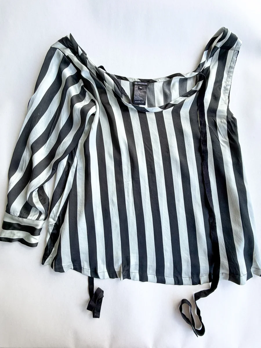 Ann Demeulemeester Silk Black & White One Shoulder Top - Imagen 5