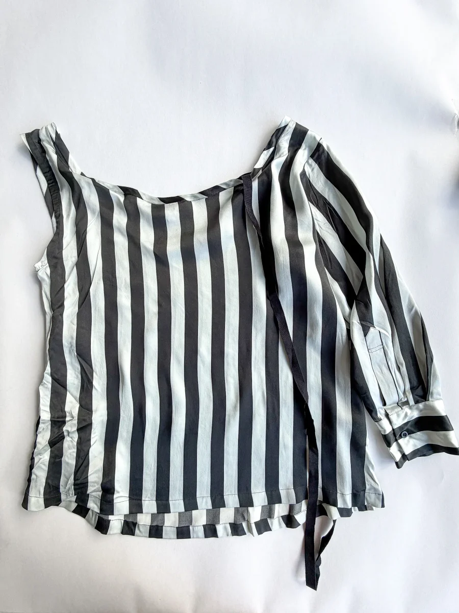 Ann Demeulemeester Silk Black & White One Shoulder Top - Imagen 7