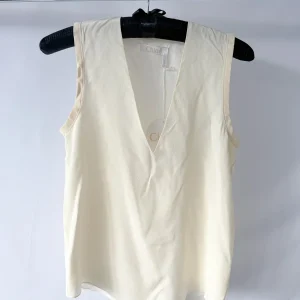 Chloe Buttercream V-Neck Sleeveless Blouse