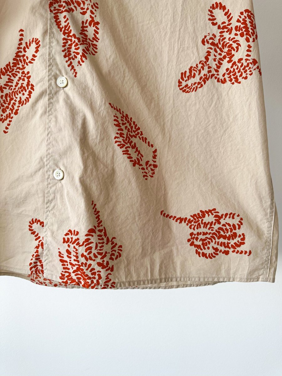 Norse Projects Carsten Print Oatmeal Vintage Inspired Short Sleeved Vacation Shirt - Imagen 4