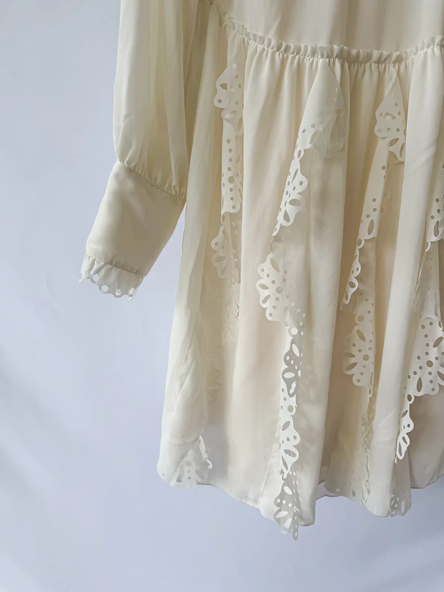 See by Chloe Cream Ruffle Lace Trim Detail Long Sleeve Dress - Imagen 4