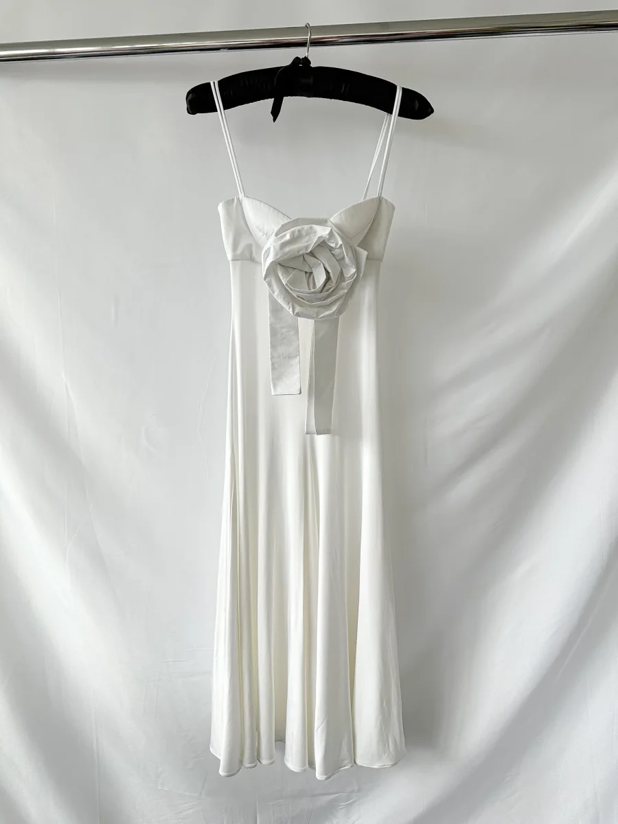 Magda Butrym Rose White Sweetheart Midi Dress - Imagen 4