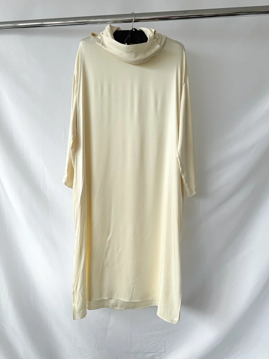 The Row Ivory Cowl Neck Silk Twill Long Sleeve Santia Dress - Imagen 8
