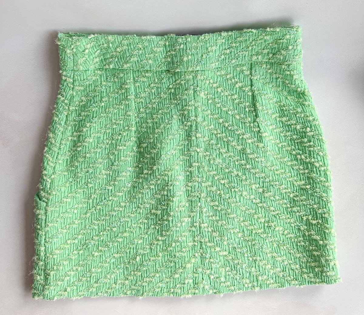 Rowen Rose Green Tweed Mini Skirt - Imagen 3