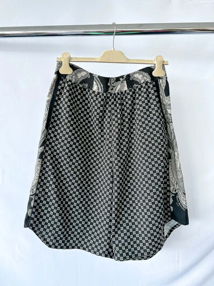 Balmain Straight-Leg Monogrammed Printed Poplin Shorts - Imagen 9