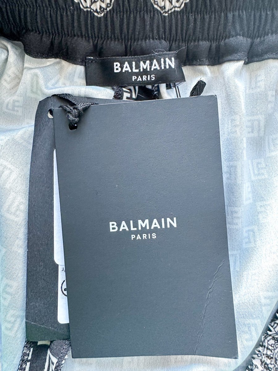 Balmain Straight-Leg Monogrammed Printed Poplin Shorts - Imagen 6