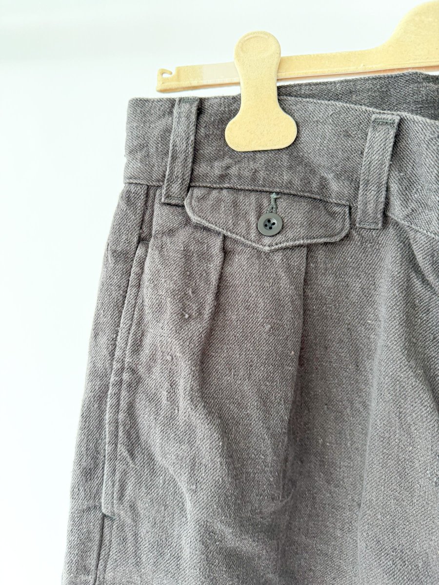 Nigel Cabourn Hemp Desert Shorts Charcoal Grey Double Pleat - Imagen 6
