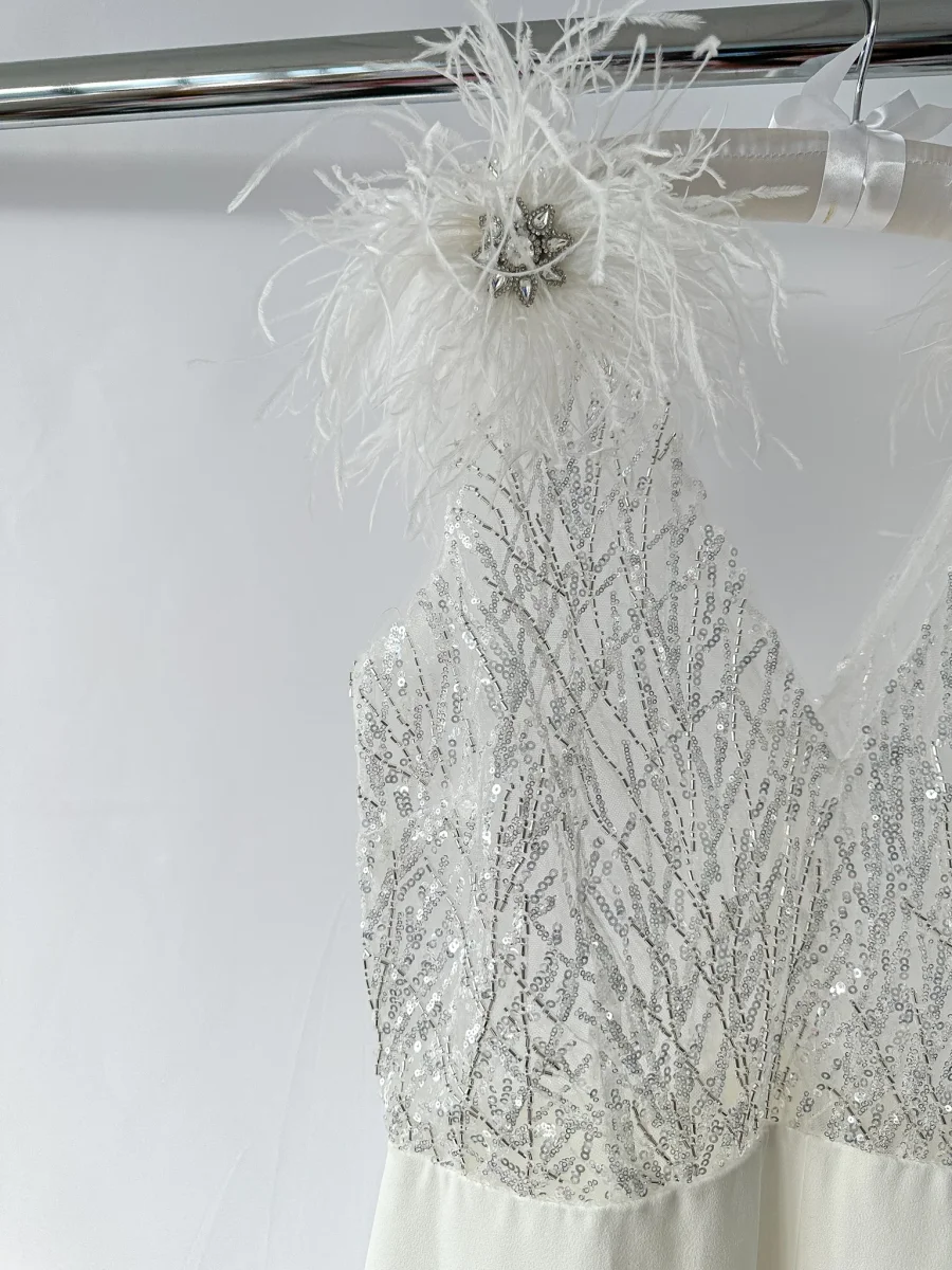 Nadine Merabi White Elissa Embellished Lace Feather Detail Jumpsuit - Imagen 8