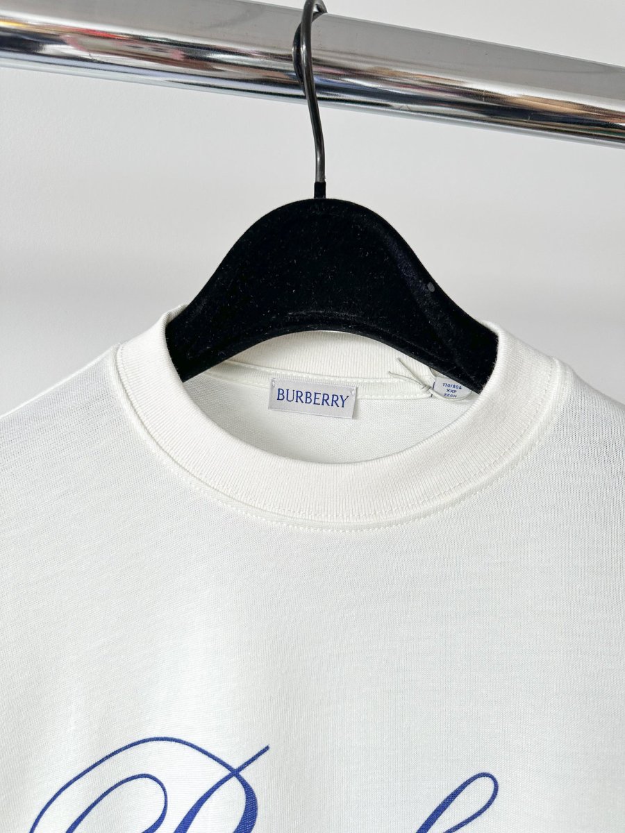 Burberry Swan Spell Out White T Shirt - Imagen 8