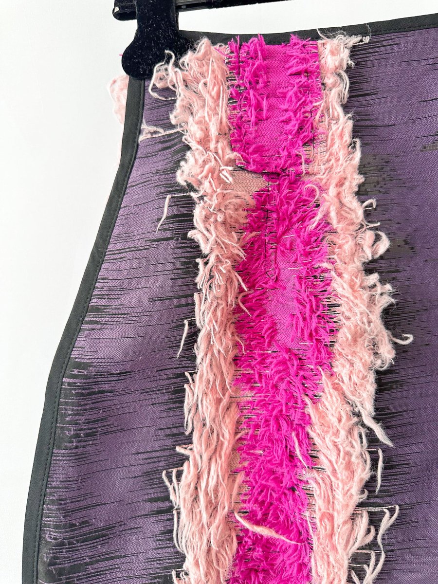 Emilio Pucci Black Pink Striped Fringed Pink Mini Skirt - Imagen 3