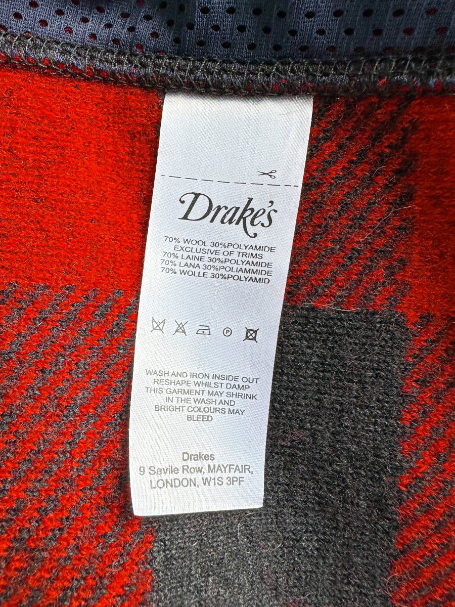 Drake's Buffalo Check Wool Blend Bouclé Vest Gilet In Red Black - Imagen 9