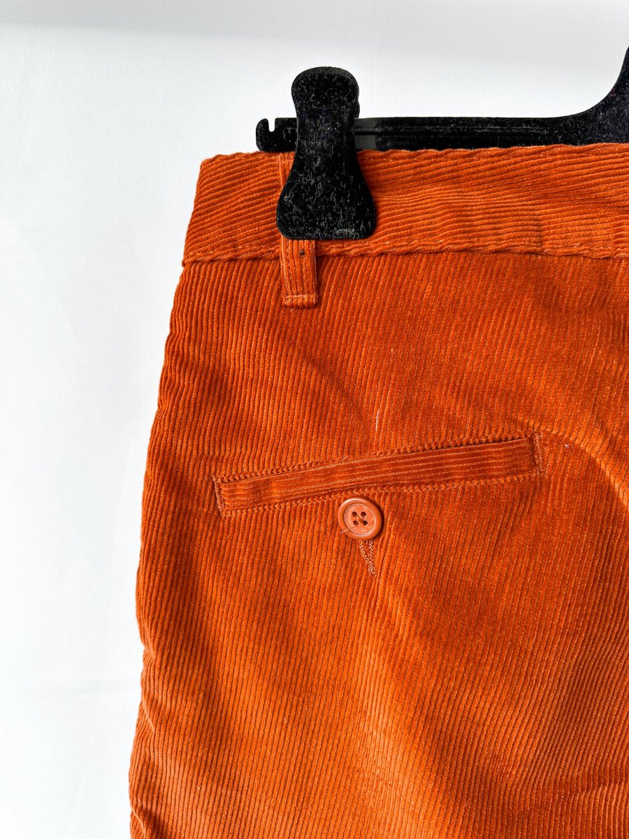 Folk Stanley Tapered Cord Trousers Pants In Rust - Imagen 6